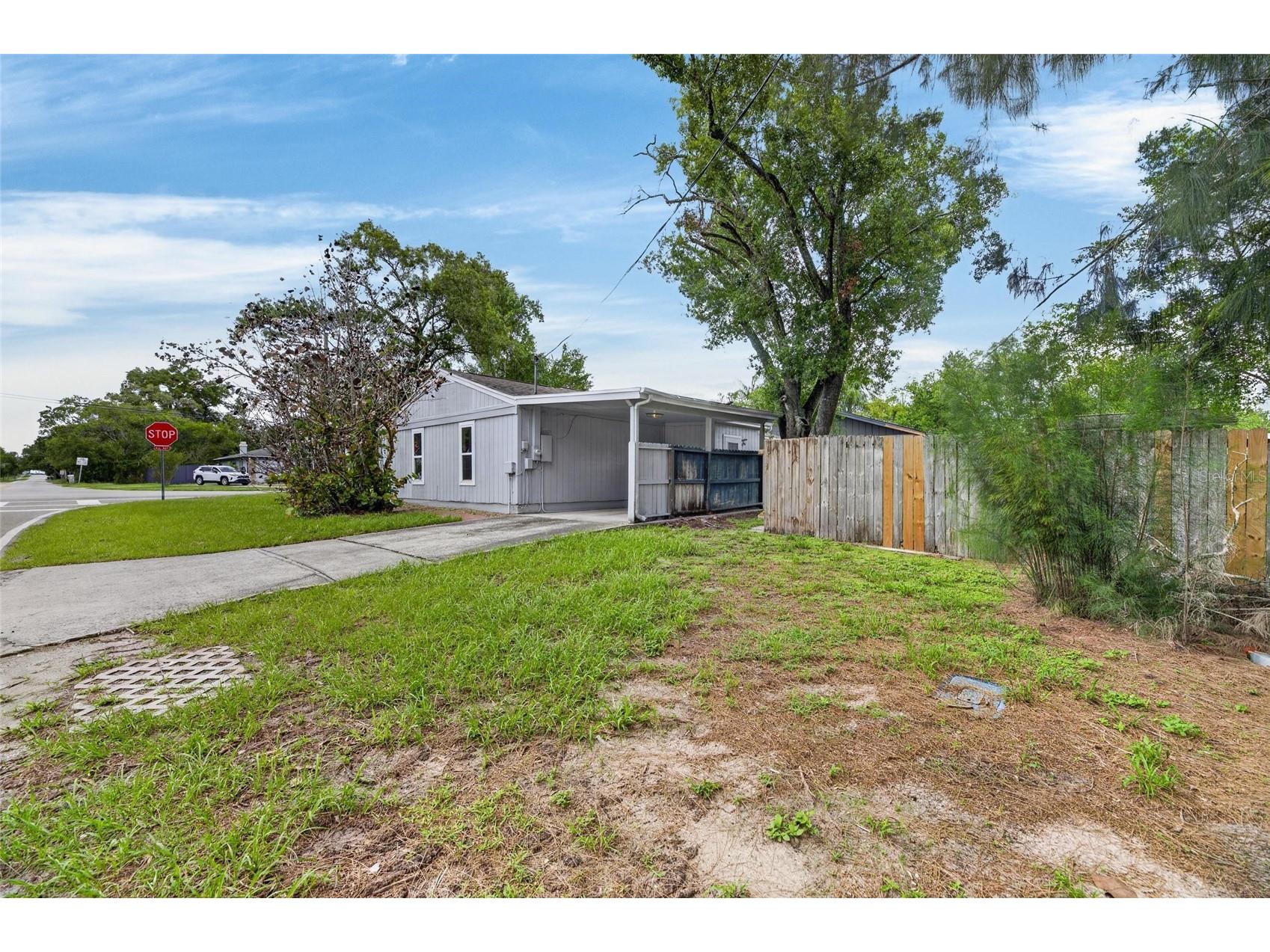 5001 Whiteway Drive Tampa FL 33617 TB8513974 image32