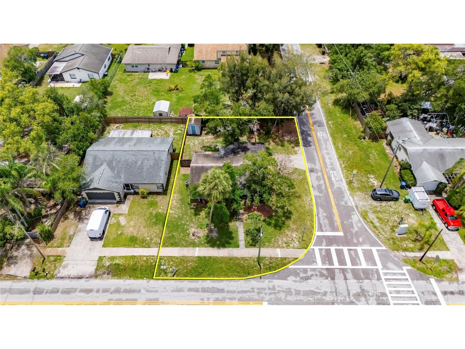 5001 Whiteway Drive Tampa FL 33617 TB8513974 image39