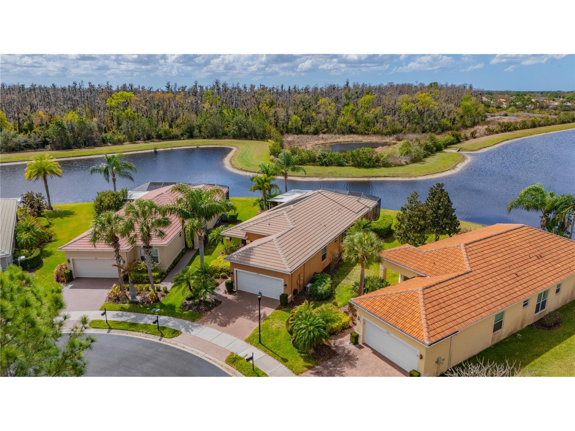 5002 Indian Shores Place Wimauma FL 33598 TB8481802 image1