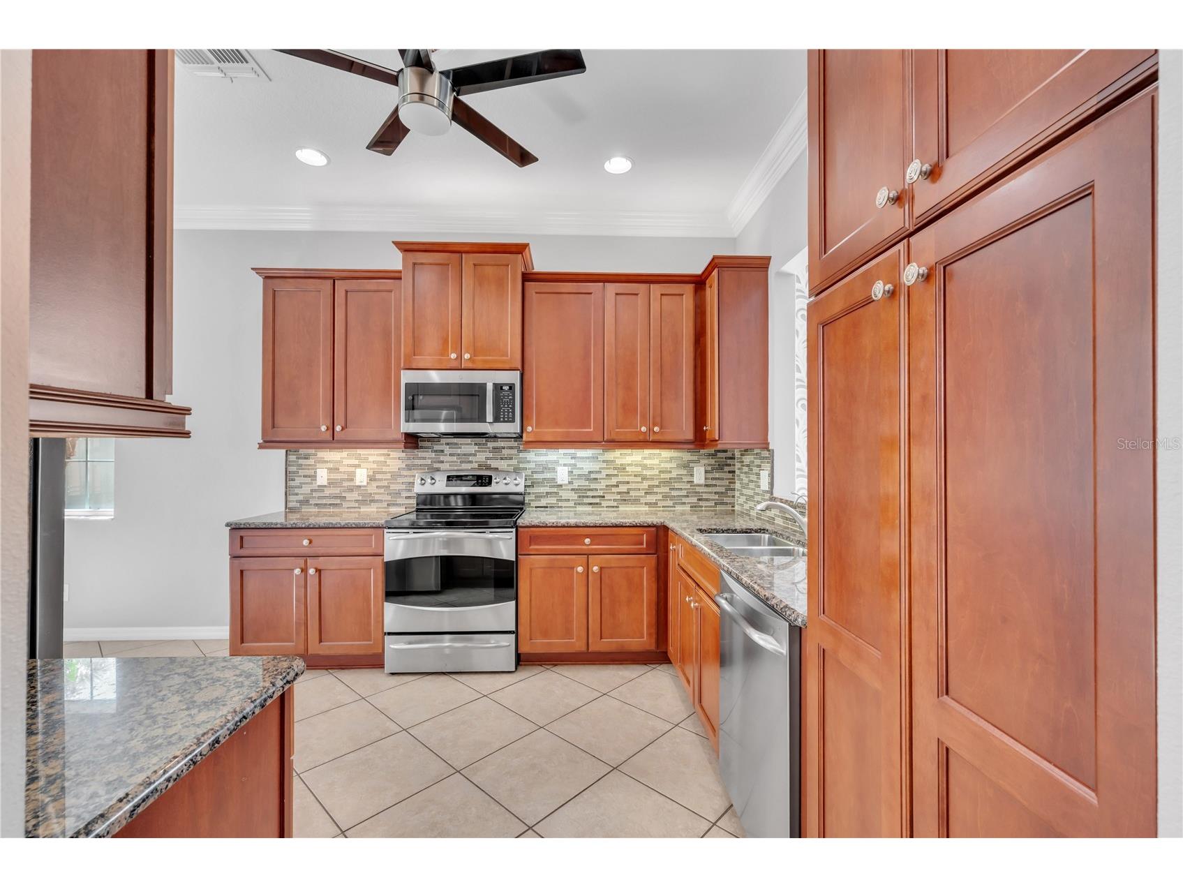 5002 Indian Shores Place Wimauma FL 33598 TB8481802 image12