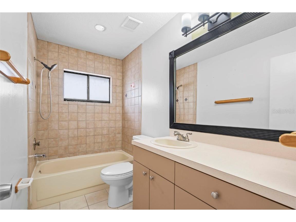 5002 Pennsbury Drive Tampa FL 33624 TB8458021 image17