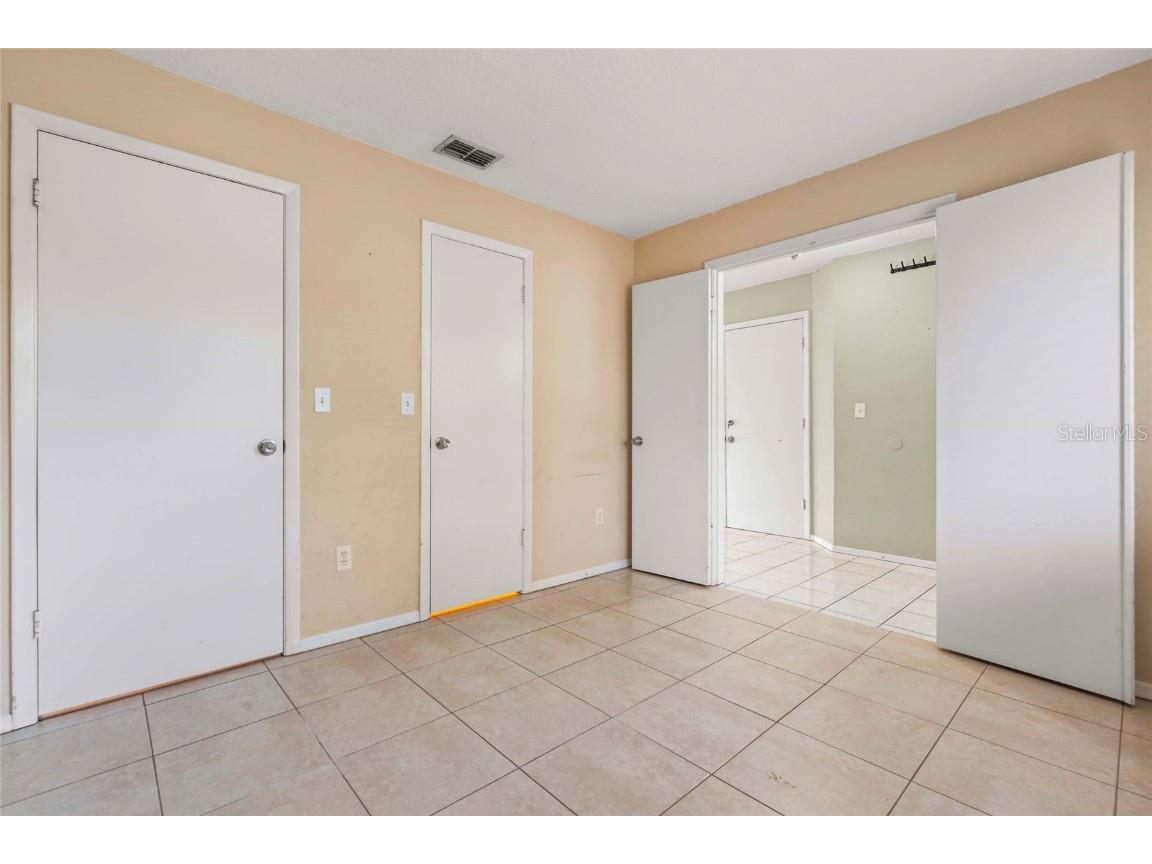 5002 Pennsbury Drive Tampa FL 33624 TB8458021 image20