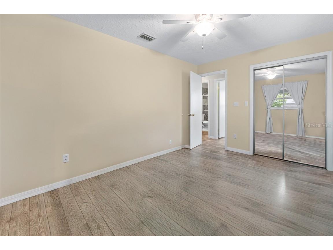 5002 SE 33rd Terrace Ocala FL 34480 OM704986 image19