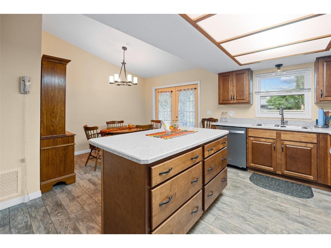 5002 SE 33rd Terrace Ocala FL 34480 OM704986 image21