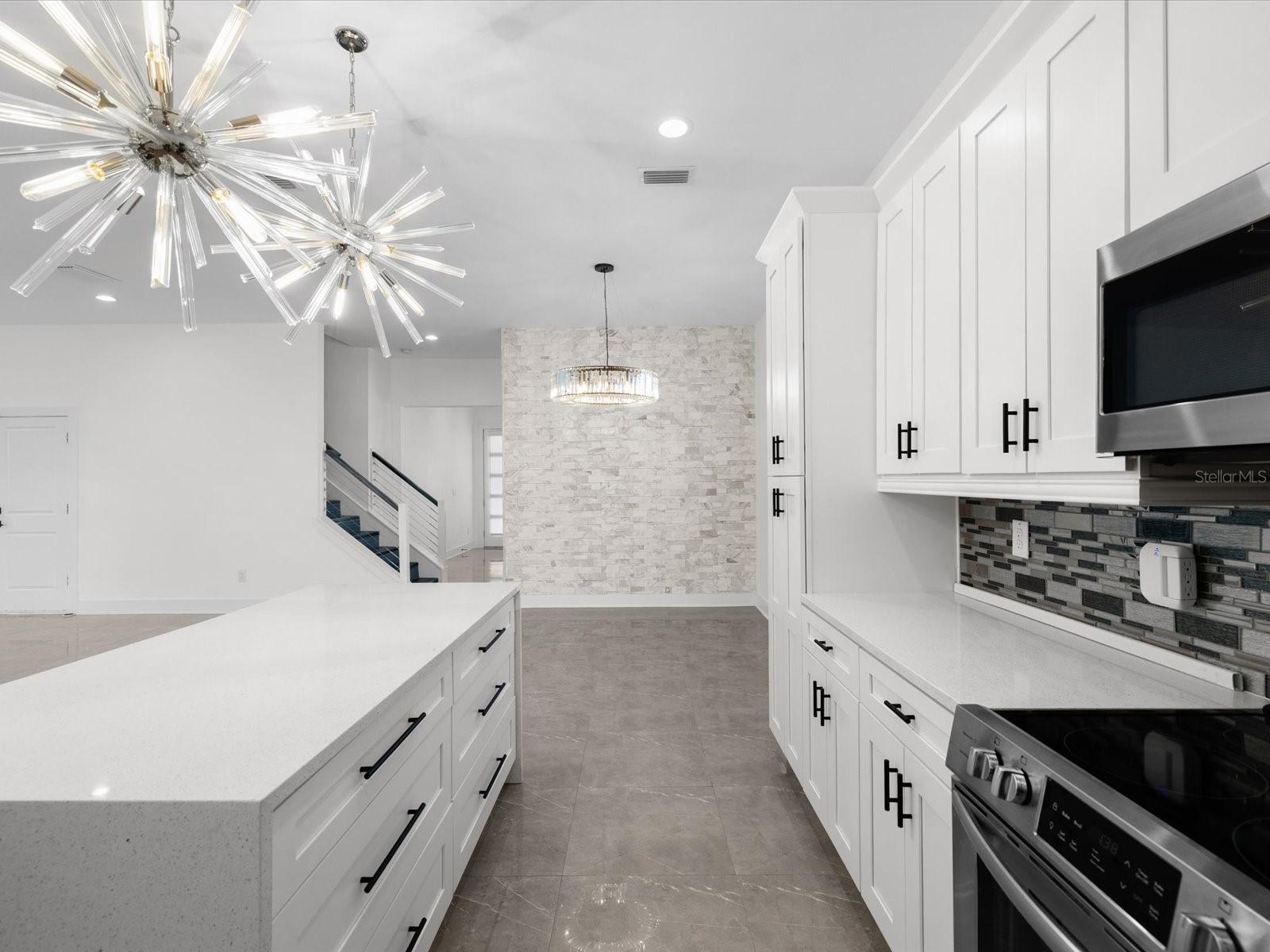 5002 W Idaho Street Tampa FL 33616 TB8484573 image8