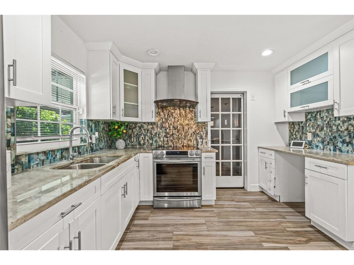 5003 Presidential Street Seffner FL 33584 TB8438855 image11