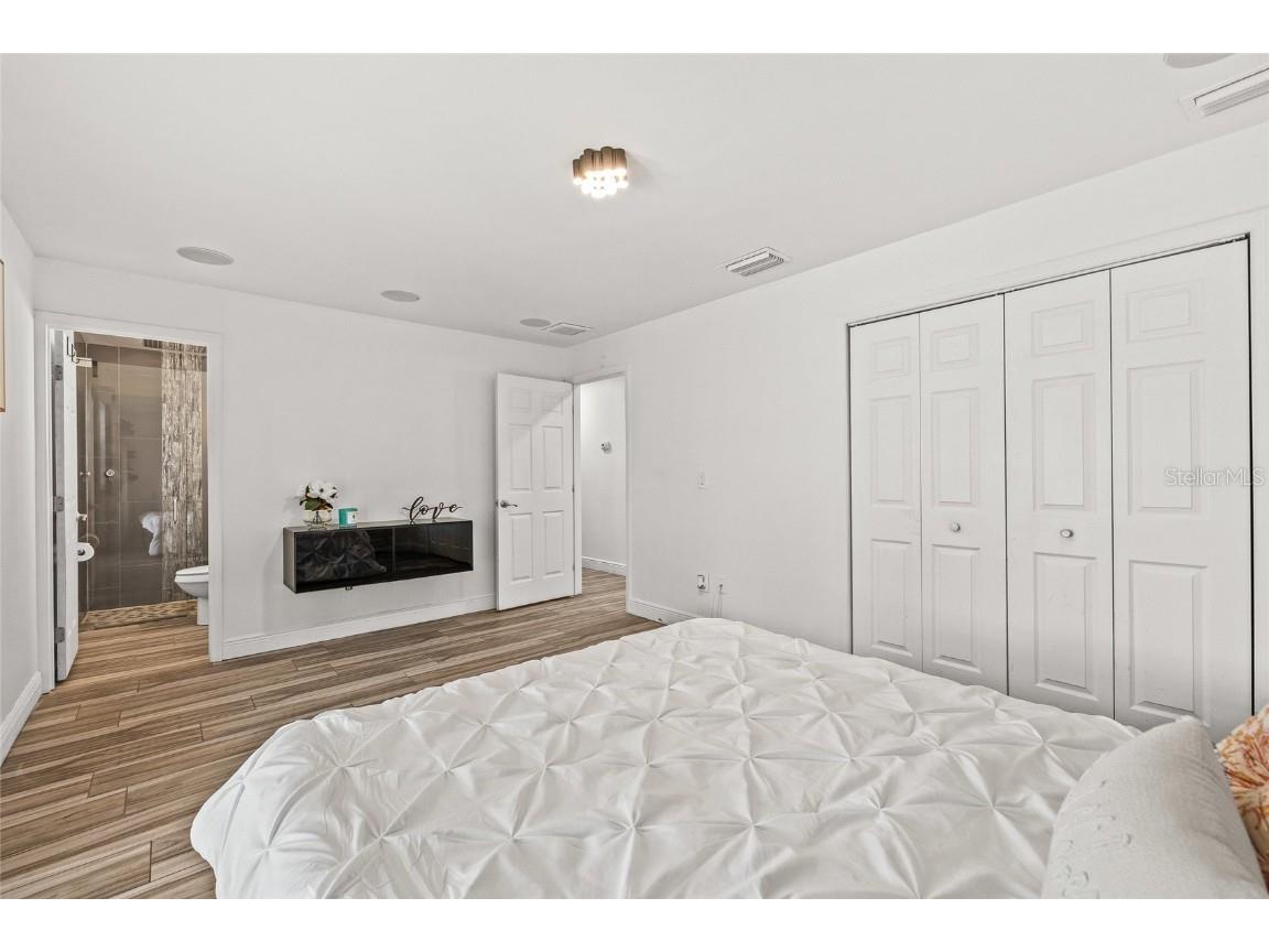 5003 Presidential Street Seffner FL 33584 TB8438855 image16