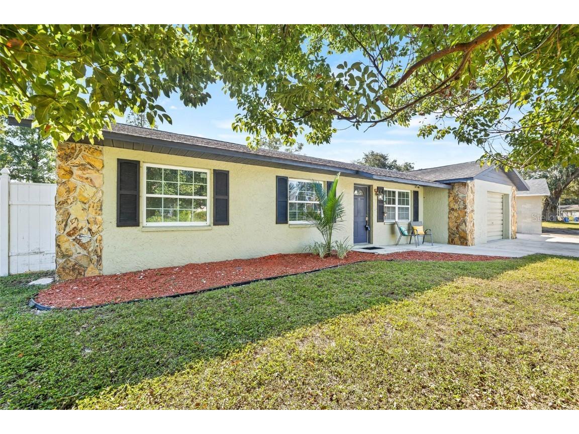 5003 Presidential Street Seffner FL 33584 TB8438855 image2