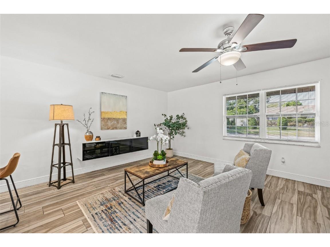 5003 Presidential Street Seffner FL 33584 TB8438855 image4