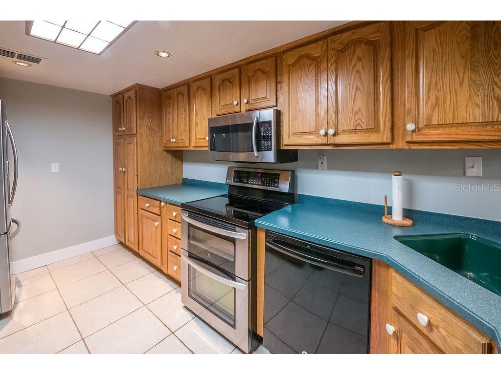 5003 Umber Way S Tampa FL 33624 TB8508908 image22