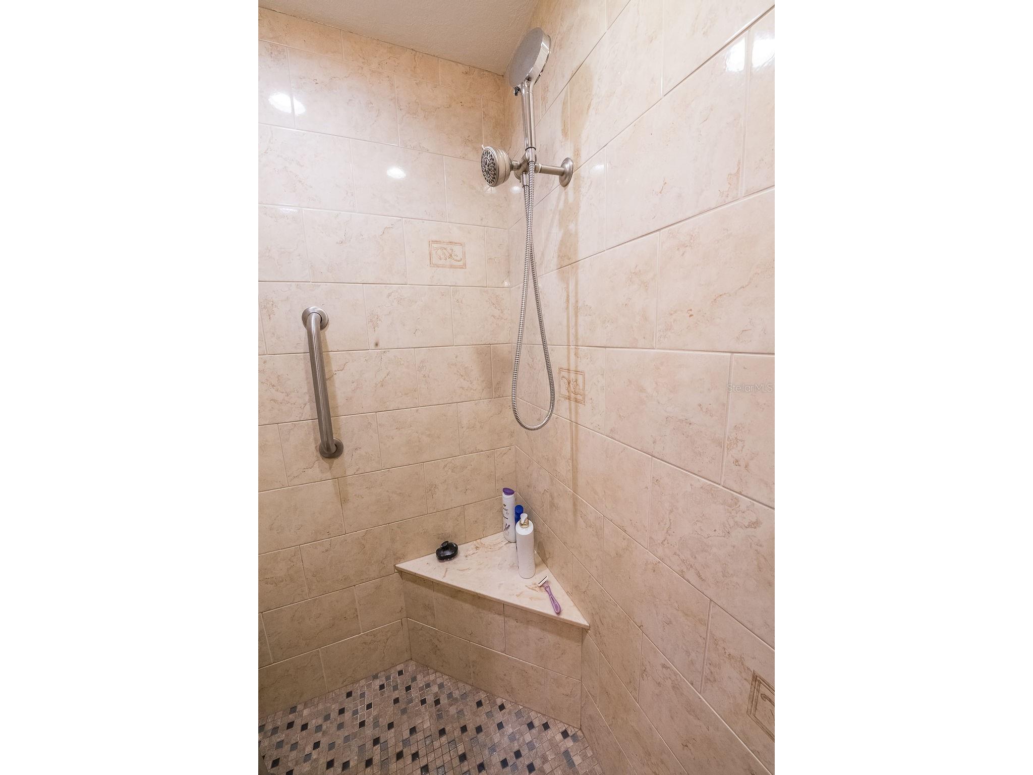 5003 Umber Way S Tampa FL 33624 TB8508908 image32