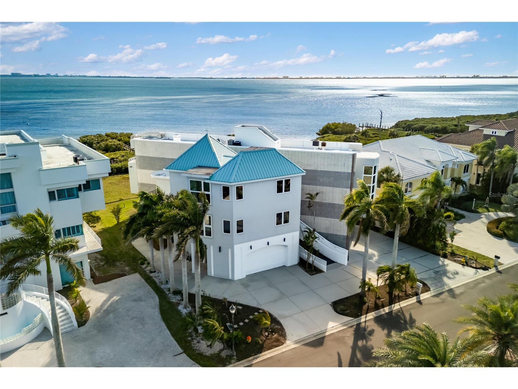 5004 64th Dr W Bradenton FL 34210 - SARASOTA BAY A4684201 image2