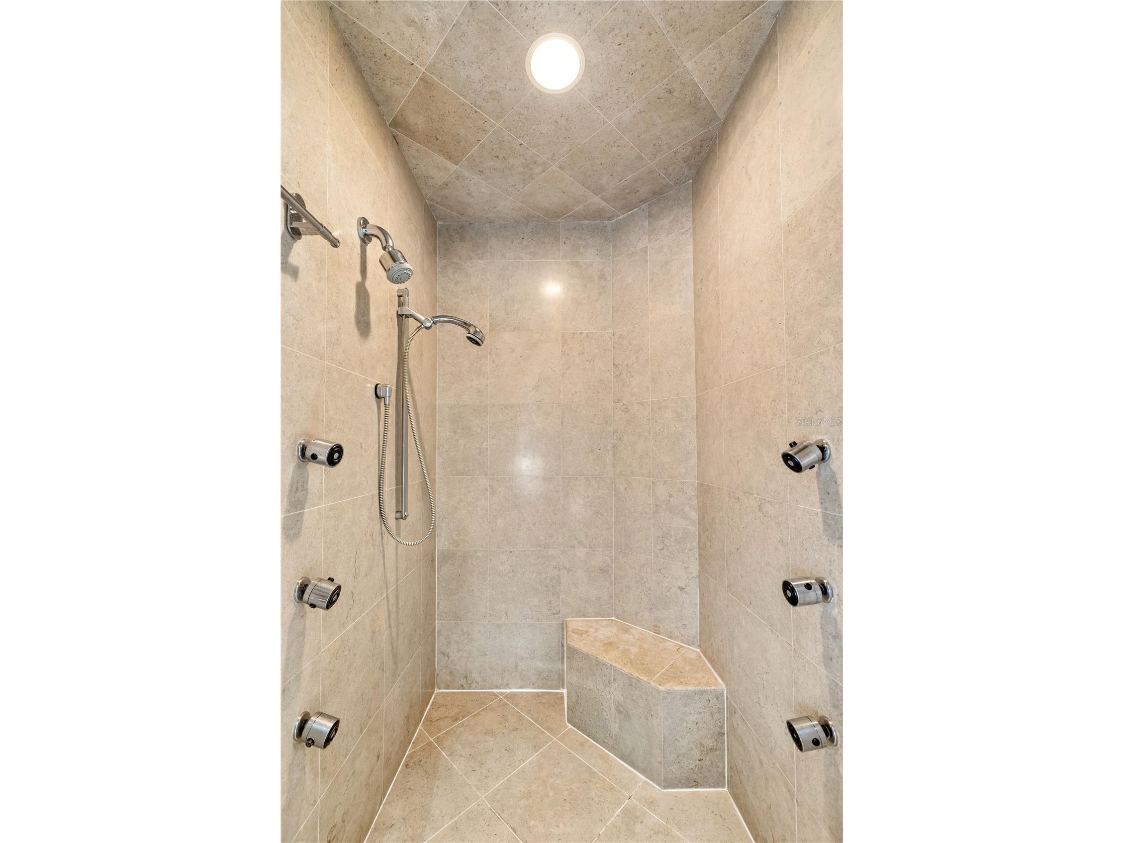 5004 64th Dr W Bradenton FL 34210 - SARASOTA BAY A4684201 image62