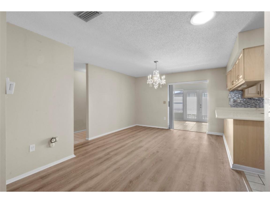 5004 Brandeis Circle N Sarasota FL 34243 A4671514 image12