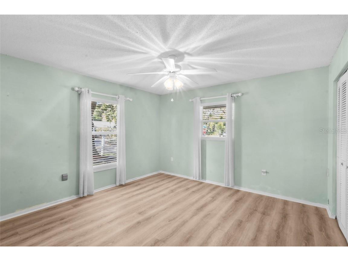 5004 Brandeis Circle N Sarasota FL 34243 A4671514 image17