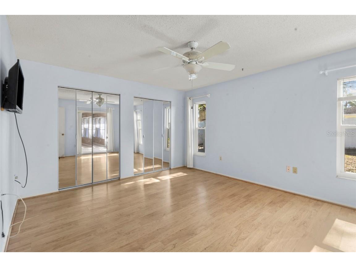 5004 Brandeis Circle N Sarasota FL 34243 A4671514 image22