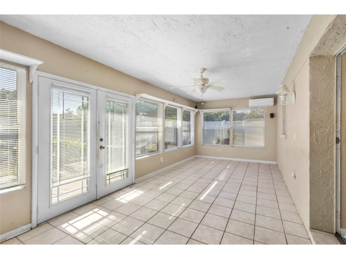 5004 Brandeis Circle N Sarasota FL 34243 A4671514 image26