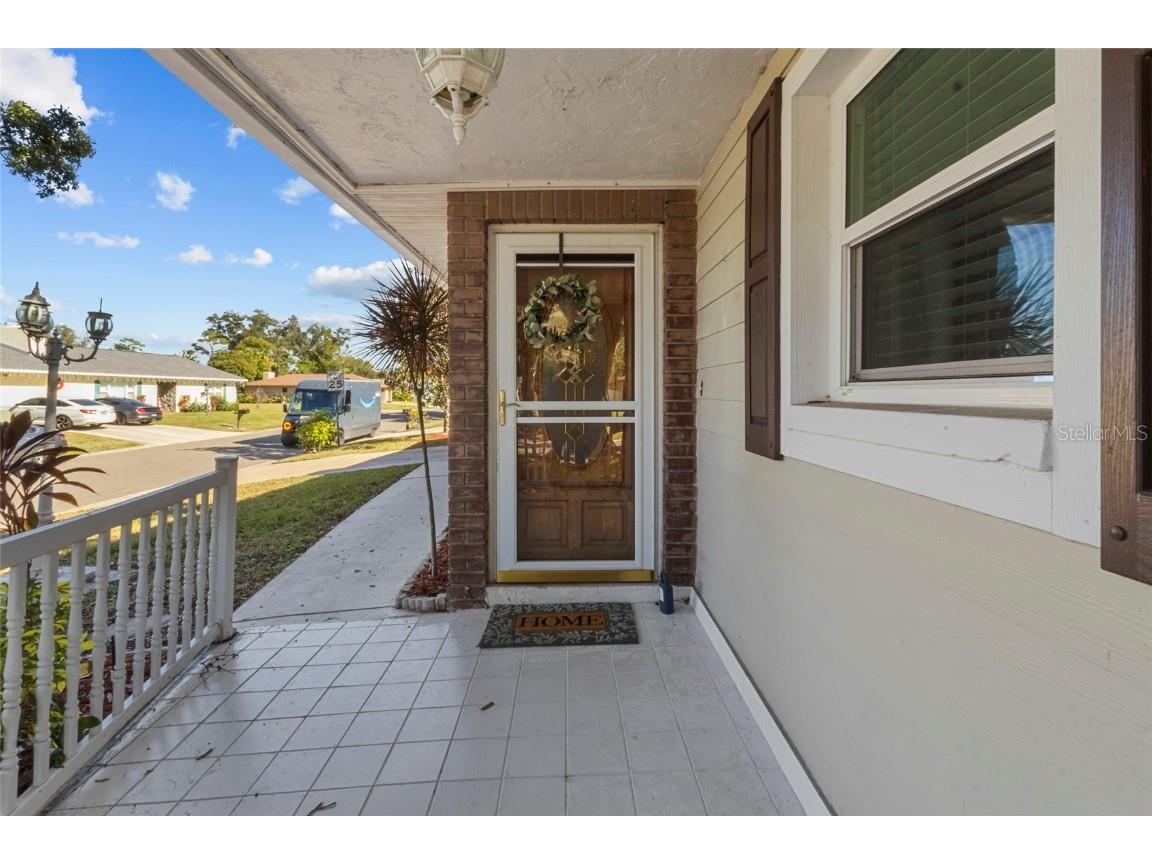 5004 Brandeis Circle N Sarasota FL 34243 A4671514 image7