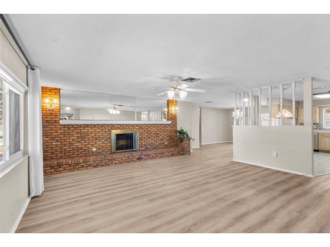 5004 Brandeis Circle N Sarasota FL 34243 A4671514 image8