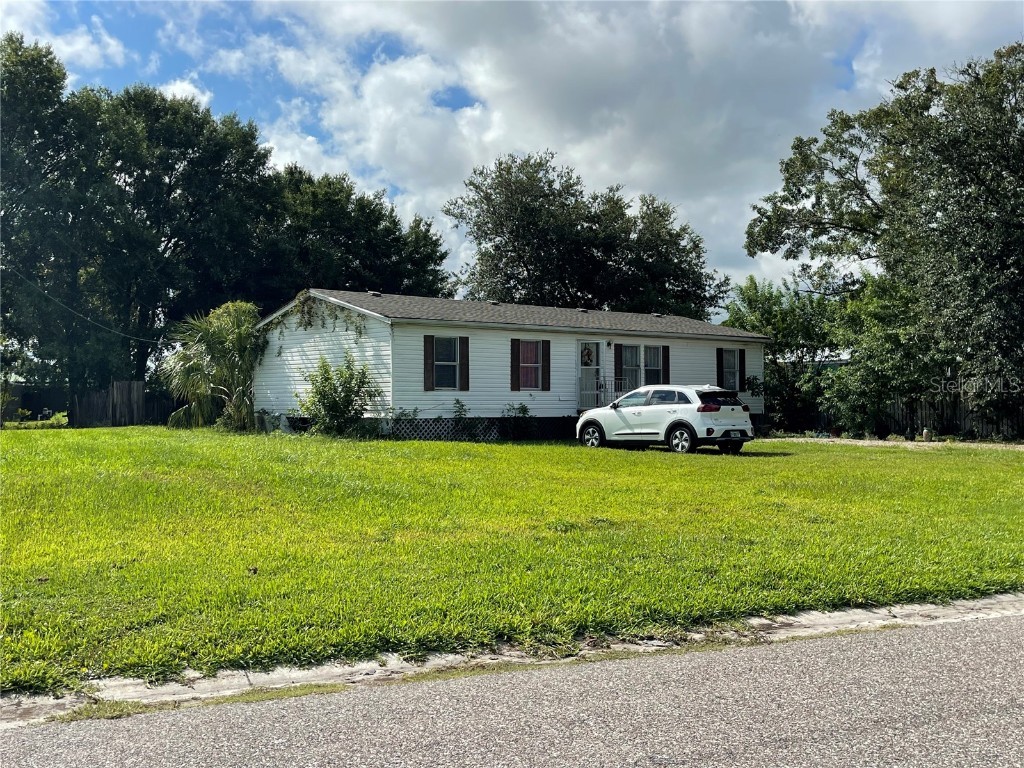 5004 Dacca Drive Tampa FL 33619 T3469924 image1