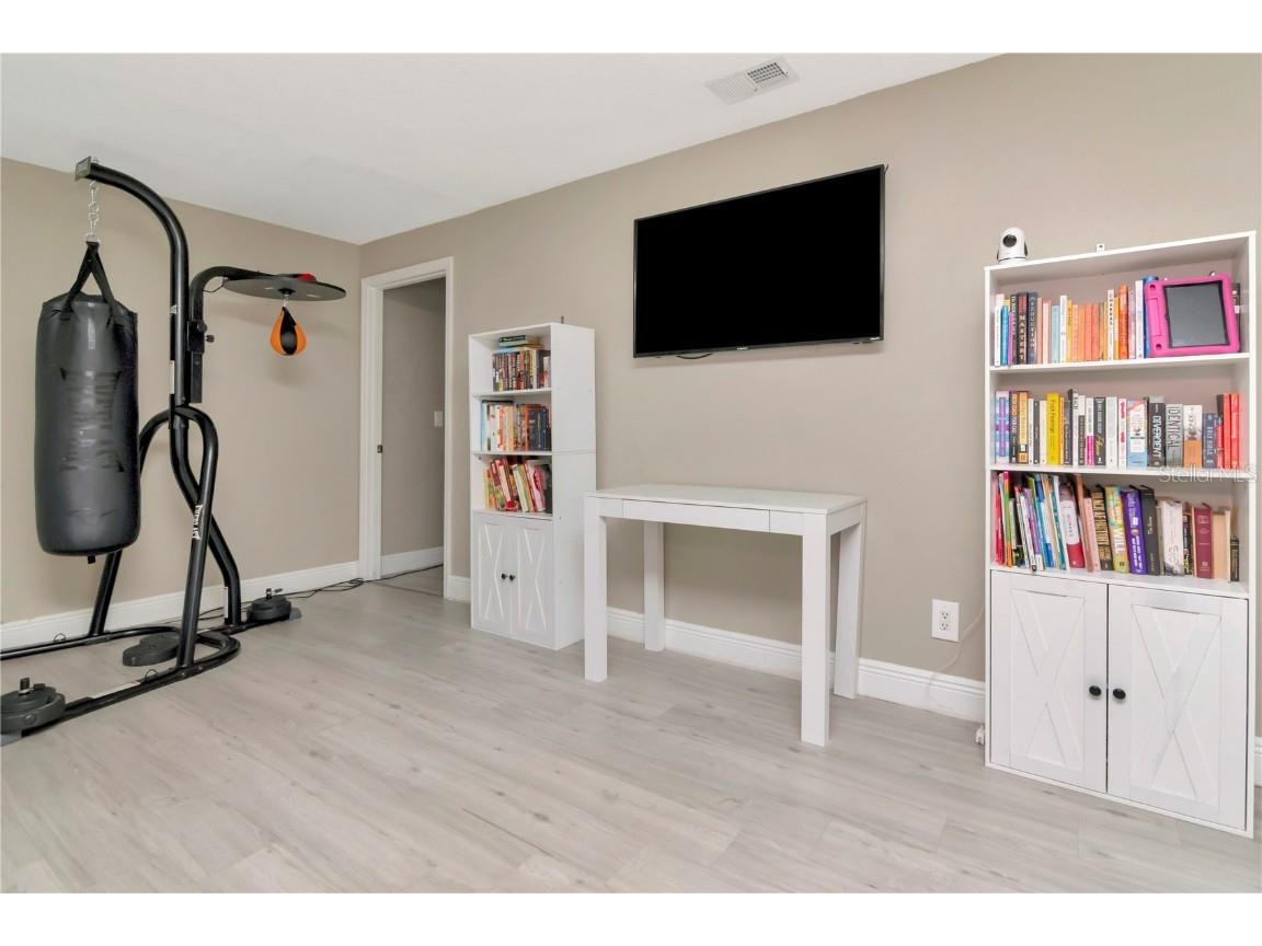 5004 E Seneca Avenue Tampa FL 33617 TB8421927 image11