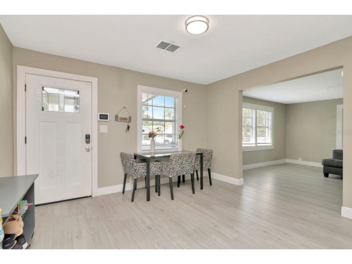 5004 E Seneca Avenue Tampa FL 33617 TB8421927 image3