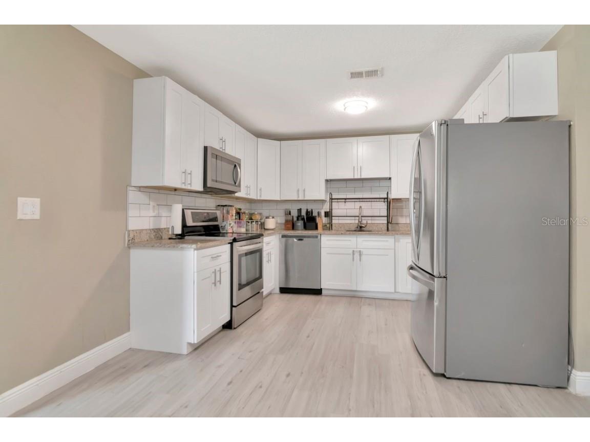 5004 E Seneca Avenue Tampa FL 33617 TB8421927 image6