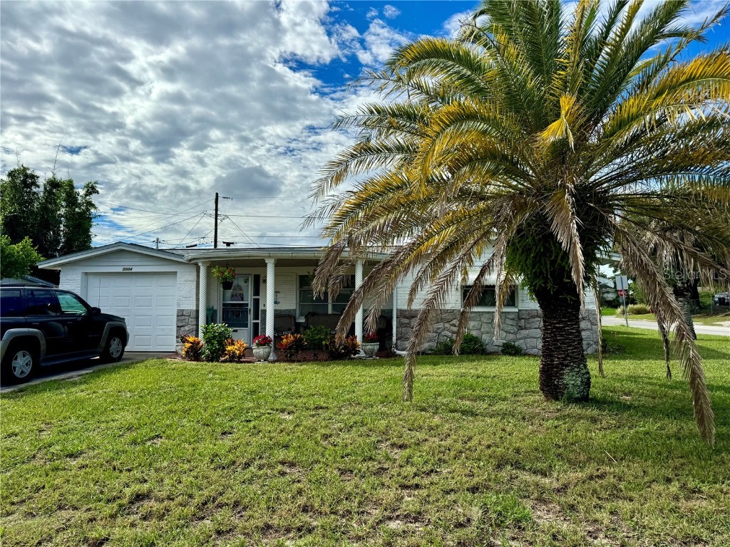 5004 Genesis Avenue Holiday FL 34690 W7868358 image1