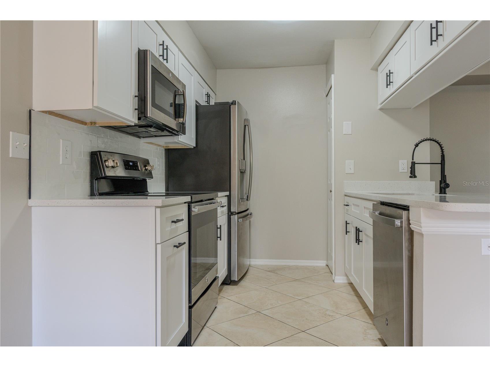 5004 Laguna Bay Circle #48 Kissimmee FL 34746 O6404160 image9