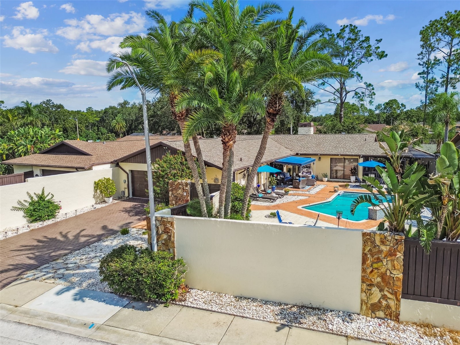 5004 Paloma Drive Tampa FL 33624 TB8512592 image1