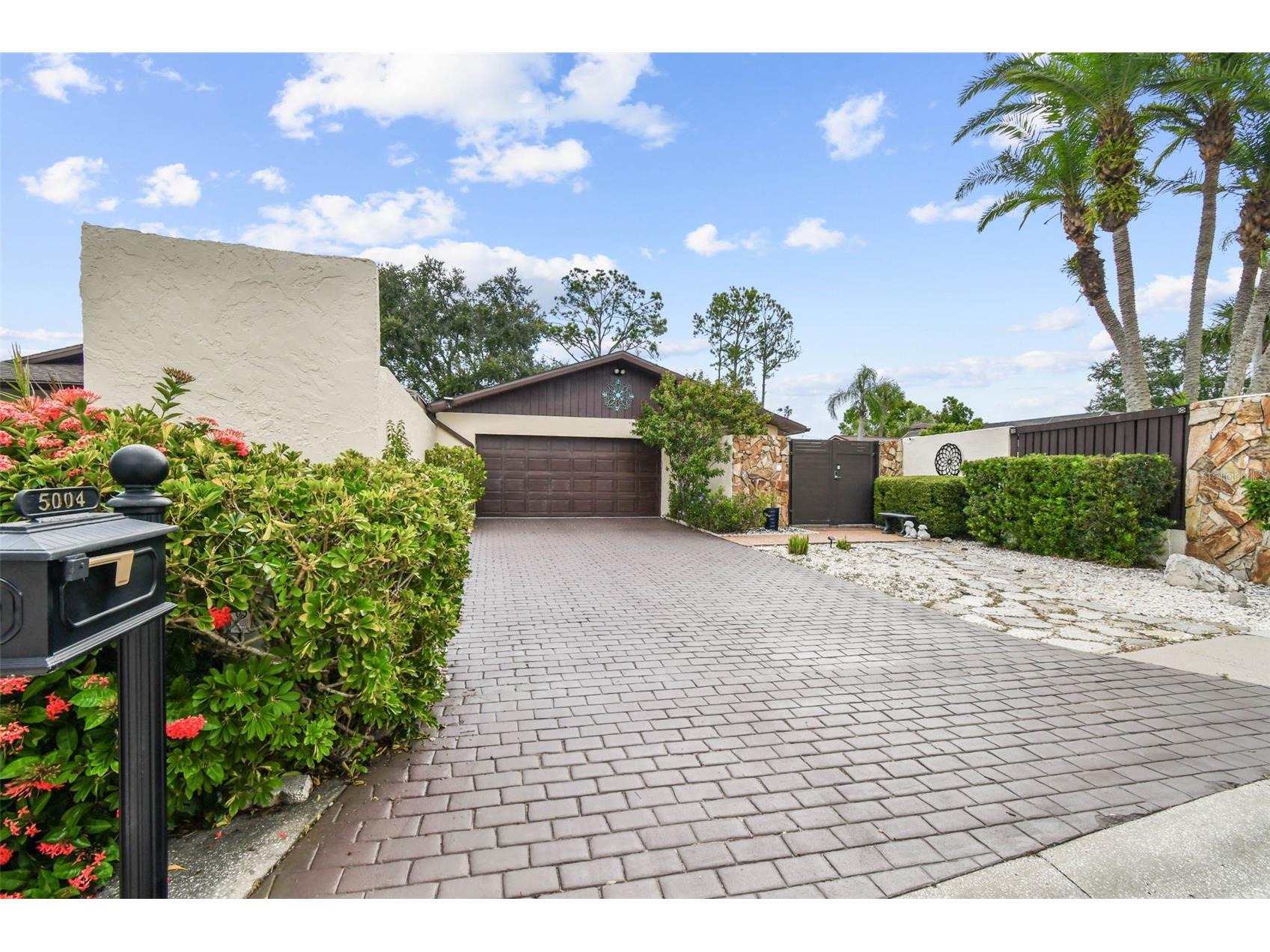 5004 Paloma Drive Tampa FL 33624 TB8512592 image2