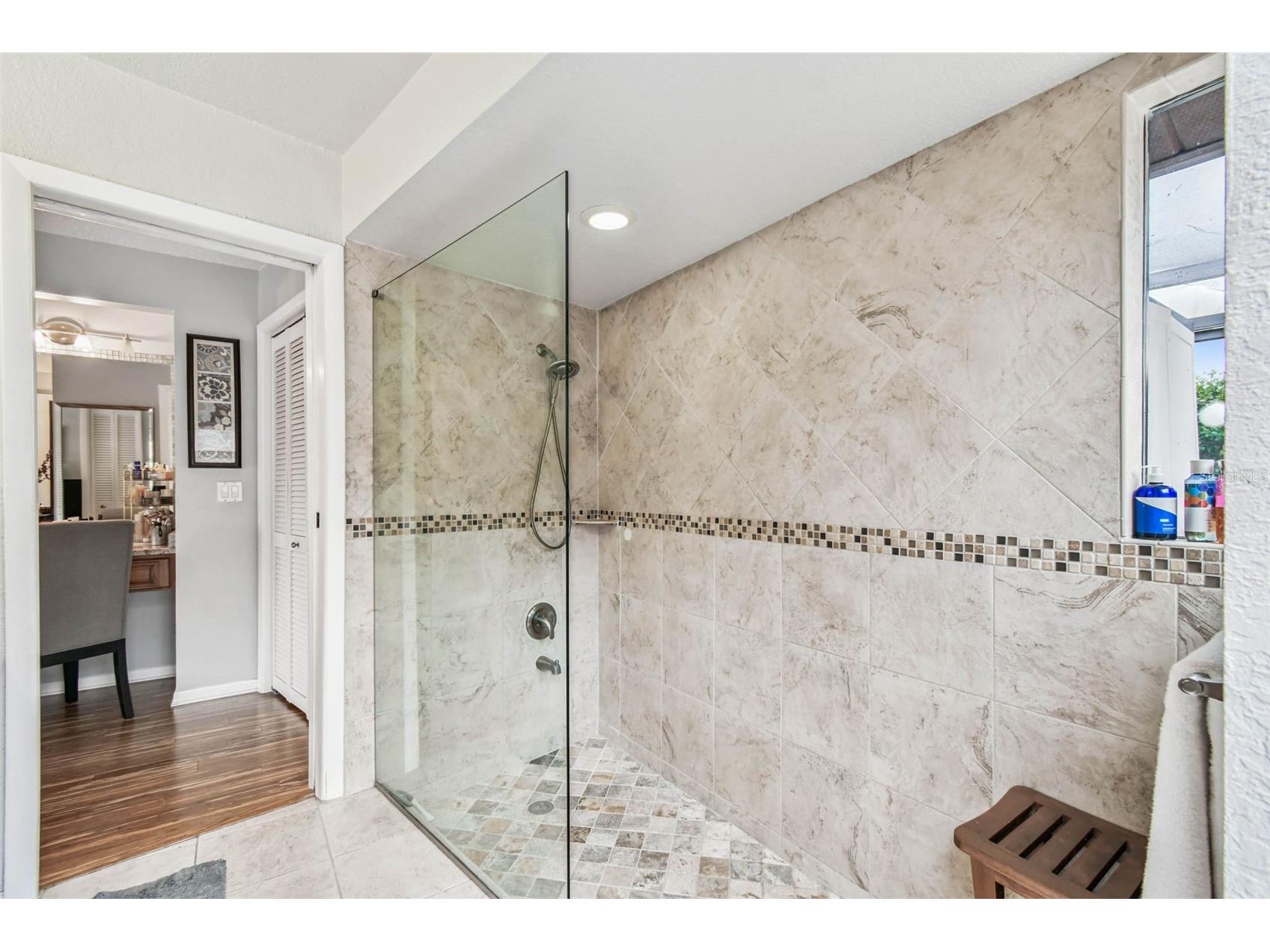 5004 Paloma Drive Tampa FL 33624 TB8512592 image21