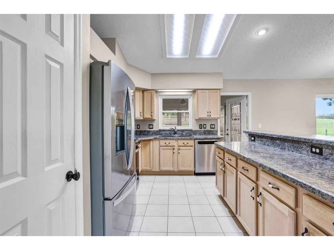 5004 Saint Andrews Arcade Leesburg FL 34748 G5090900 image12