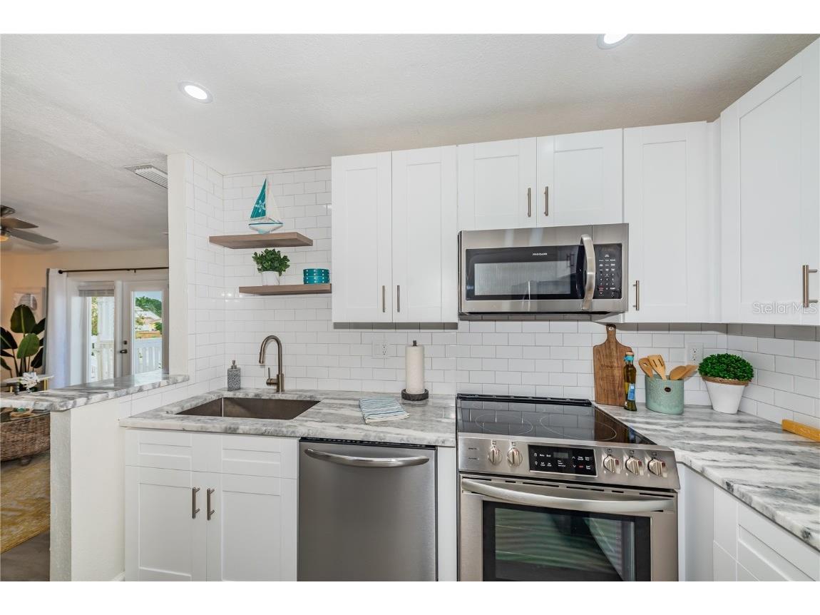 5004 Starfish Drive SE #F Saint Petersburg FL 33705 TB8335092 image7