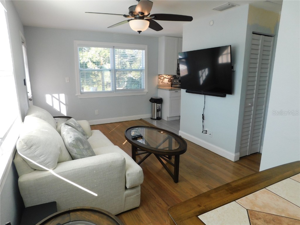 5005.5 5th Avenue S Saint Petersburg FL 33707 TB8366537 image11