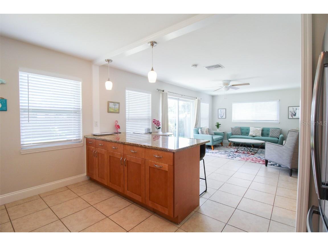 5005 Bee Ridge Road Sarasota FL 34233 A4545324 image30