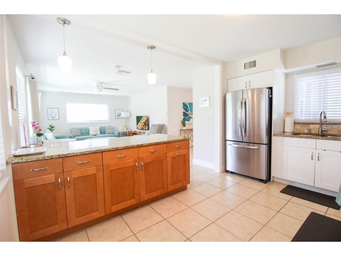 5005 Bee Ridge Road Sarasota FL 34233 A4545324 image31