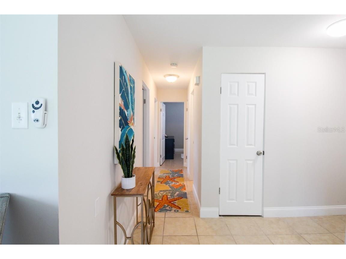 5005 Bee Ridge Road Sarasota FL 34233 A4545324 image6