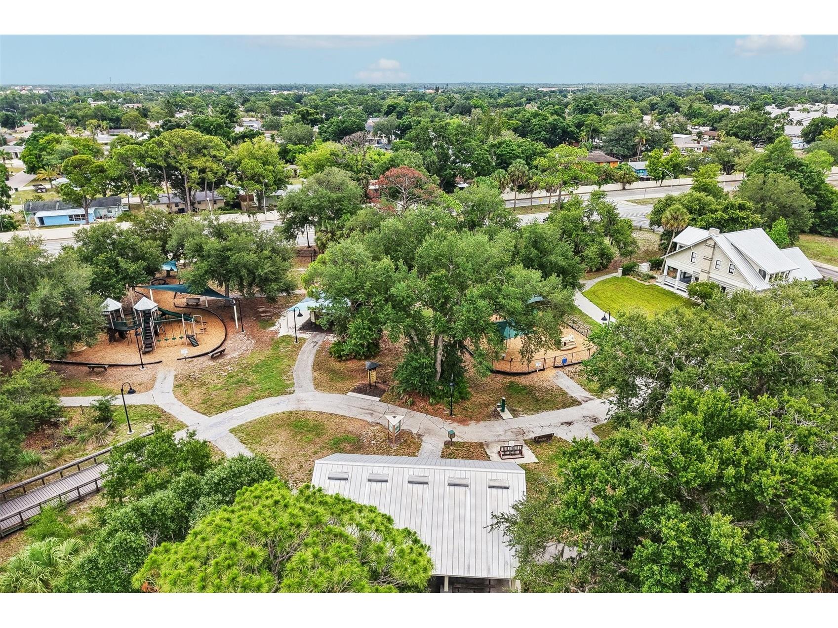 5005 Bee Ridge Road Sarasota FL 34233 TB8517363 image24