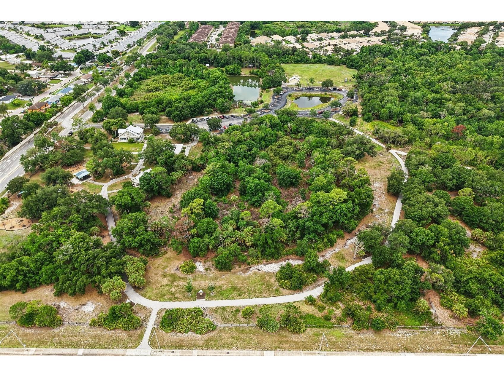 5005 Bee Ridge Road Sarasota FL 34233 TB8517363 image25