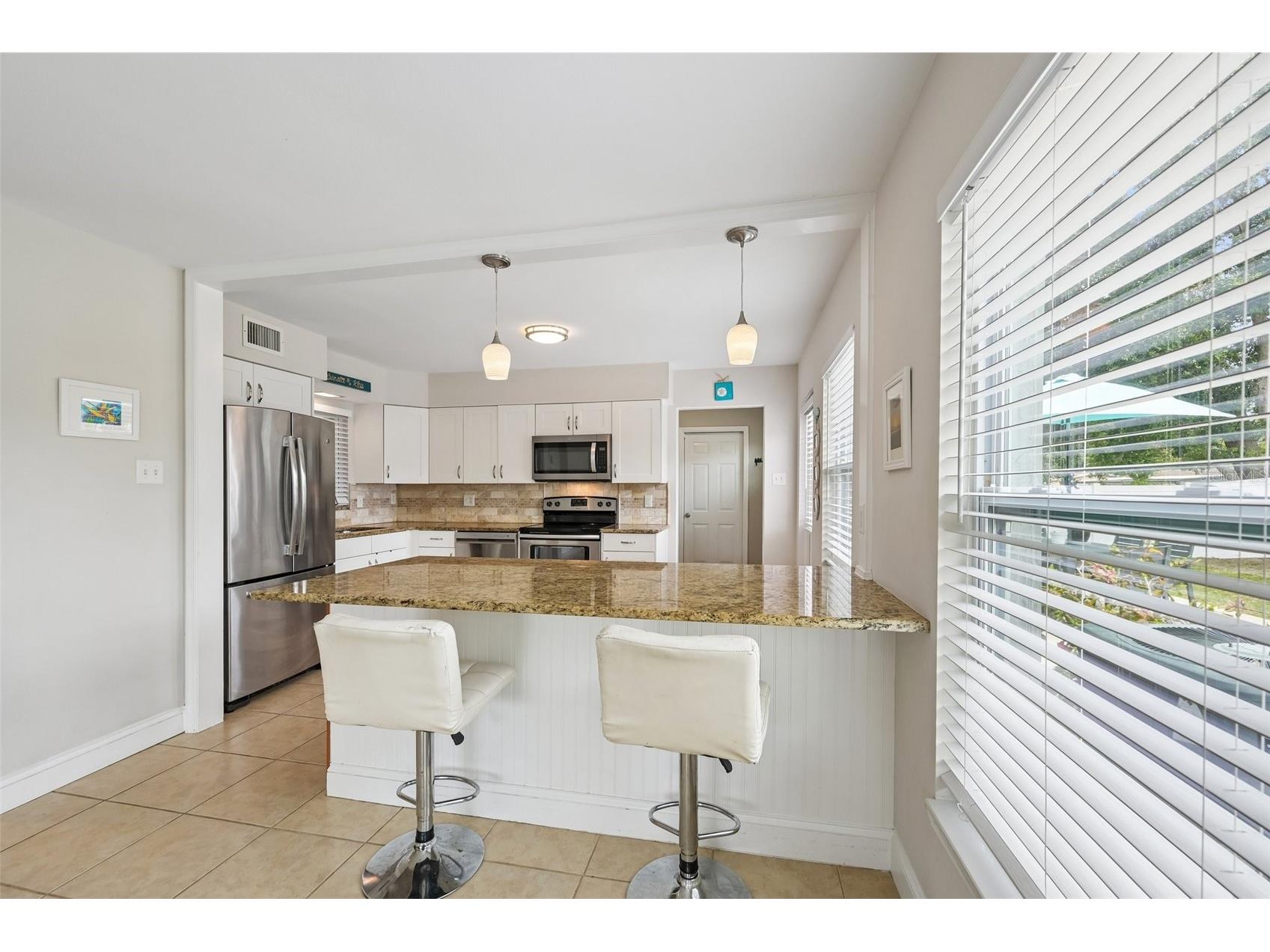 5005 Bee Ridge Road Sarasota FL 34233 TB8517363 image5