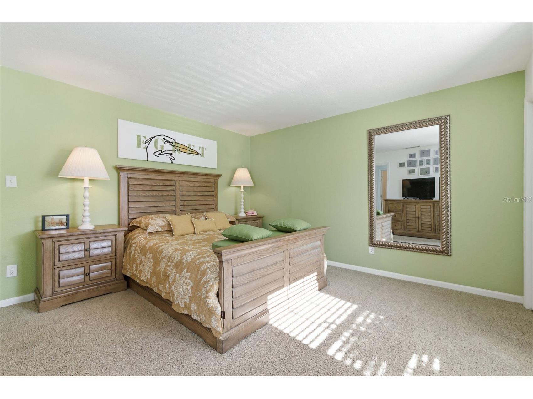 5005 Coquina Key Drive SE #E Saint Petersburg FL 33705 TB8487712 image3