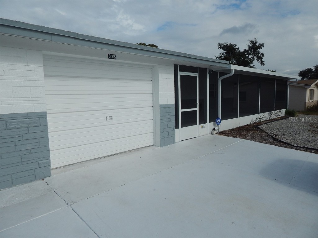 5005 Genesis Avenue Holiday FL 34690 U8192290 image1