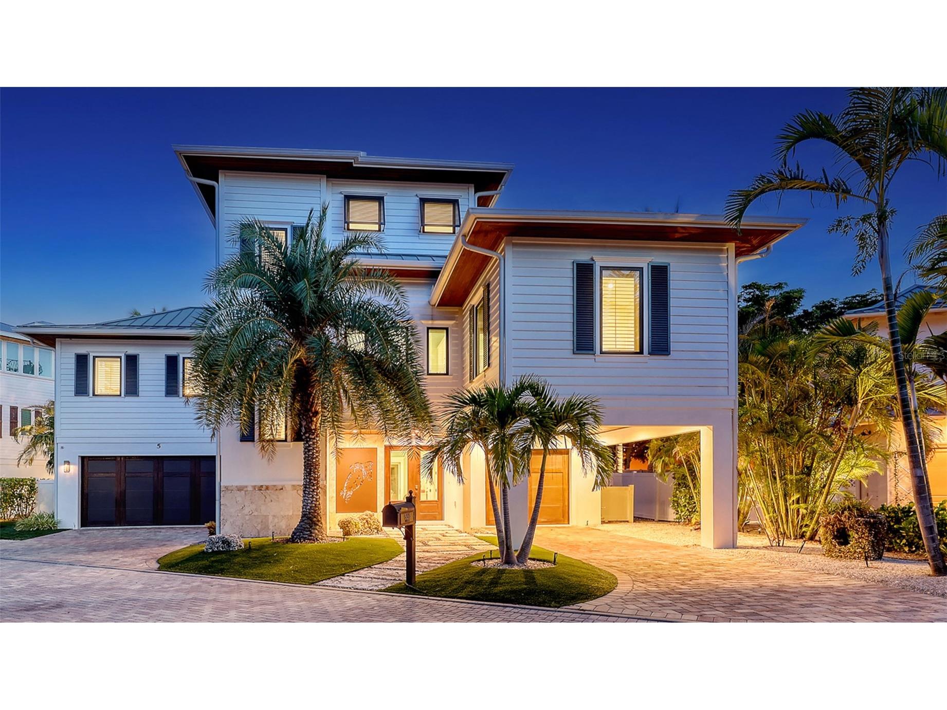 5005 Gulf Of Mexico Drive #5 Longboat Key FL 34228 - GULF OF MEXICO & SARASOTA BAY A4661988 image1