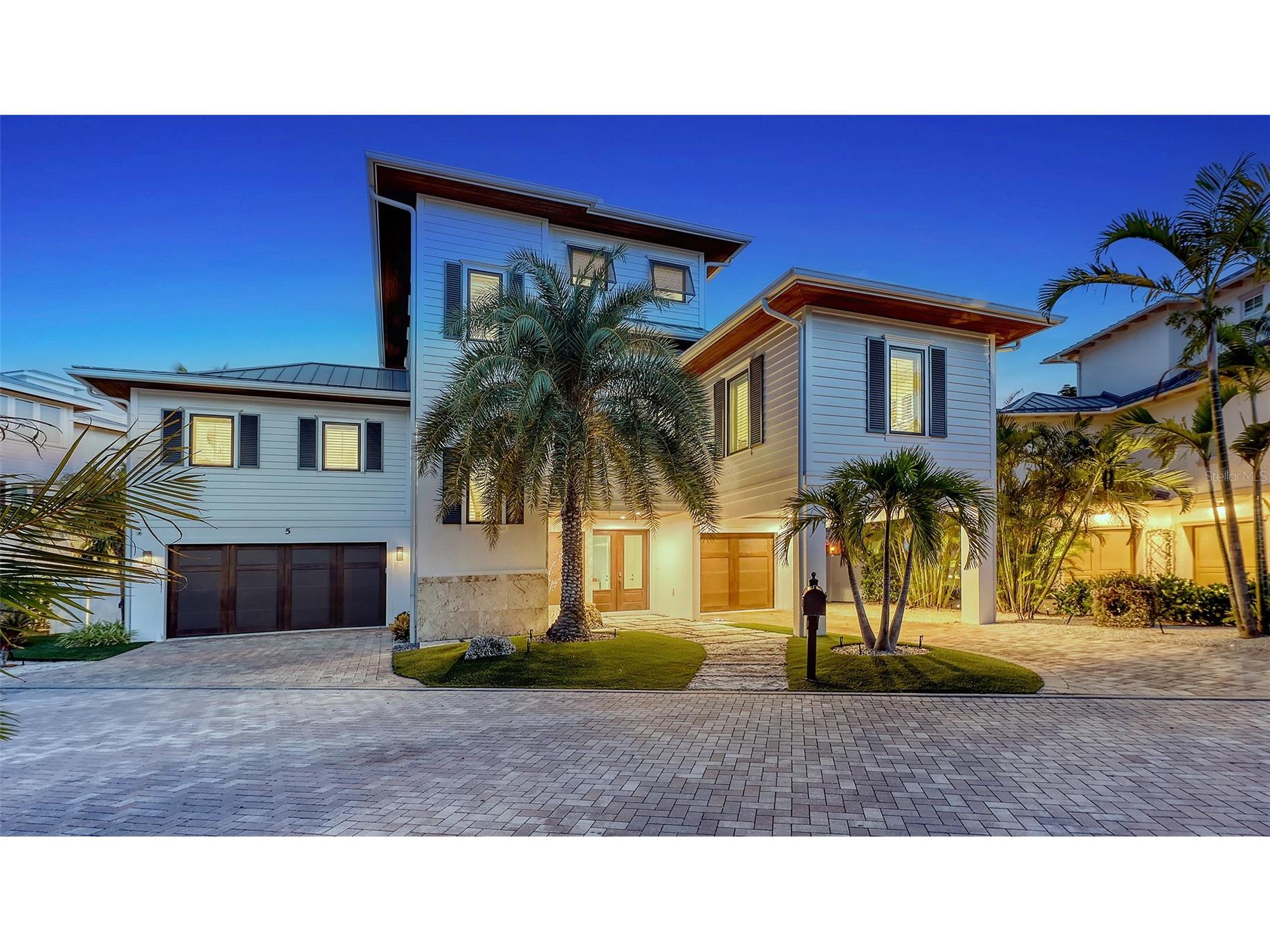 5005 Gulf Of Mexico Drive #5 Longboat Key FL 34228 - GULF OF MEXICO & SARASOTA BAY A4661988 image2