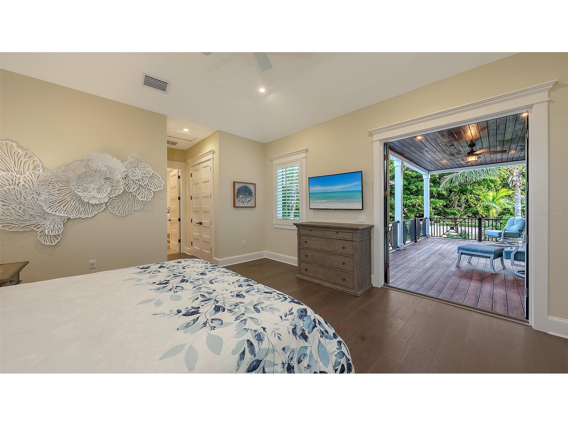 5005 Gulf Of Mexico Drive #5 Longboat Key FL 34228 - GULF OF MEXICO & SARASOTA BAY A4661988 image38