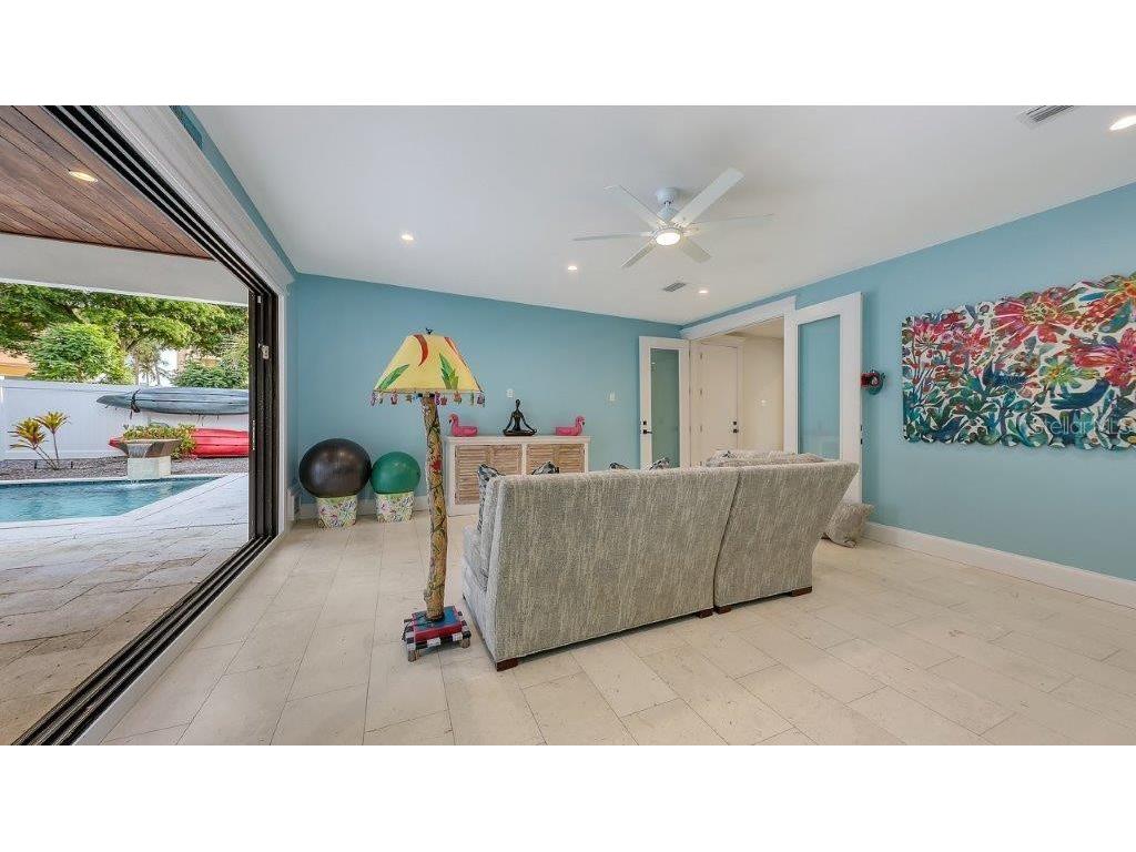5005 Gulf Of Mexico Drive #5 Longboat Key FL 34228 - GULF OF MEXICO & SARASOTA BAY A4661988 image9