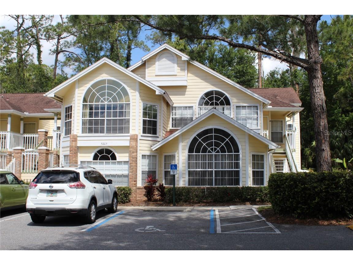 5005 Laguna Bay Circle #18 Kissimmee FL 34746 O6100467 image1
