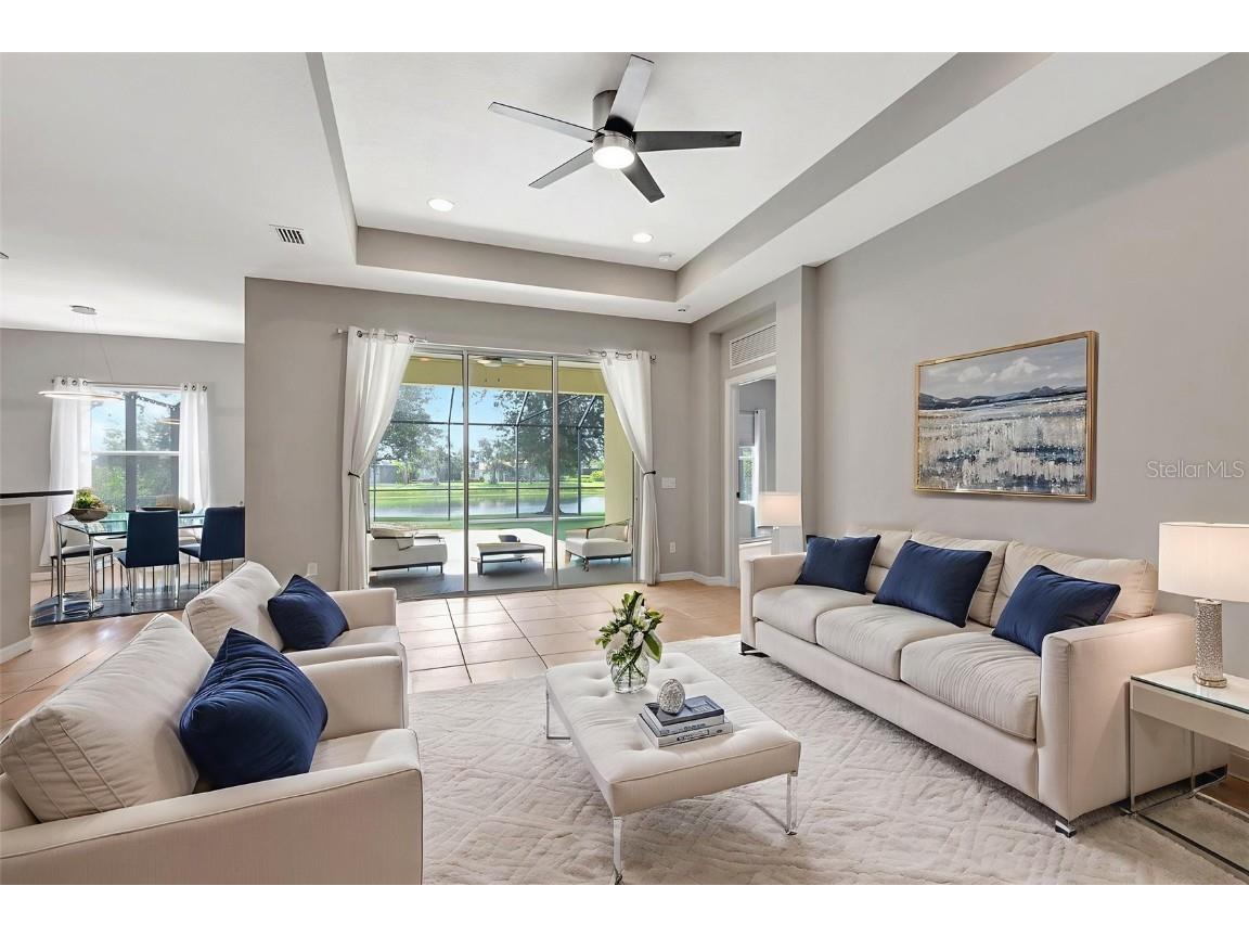 5005 Torrey Pines Run Bradenton FL 34211 A4675489 image2