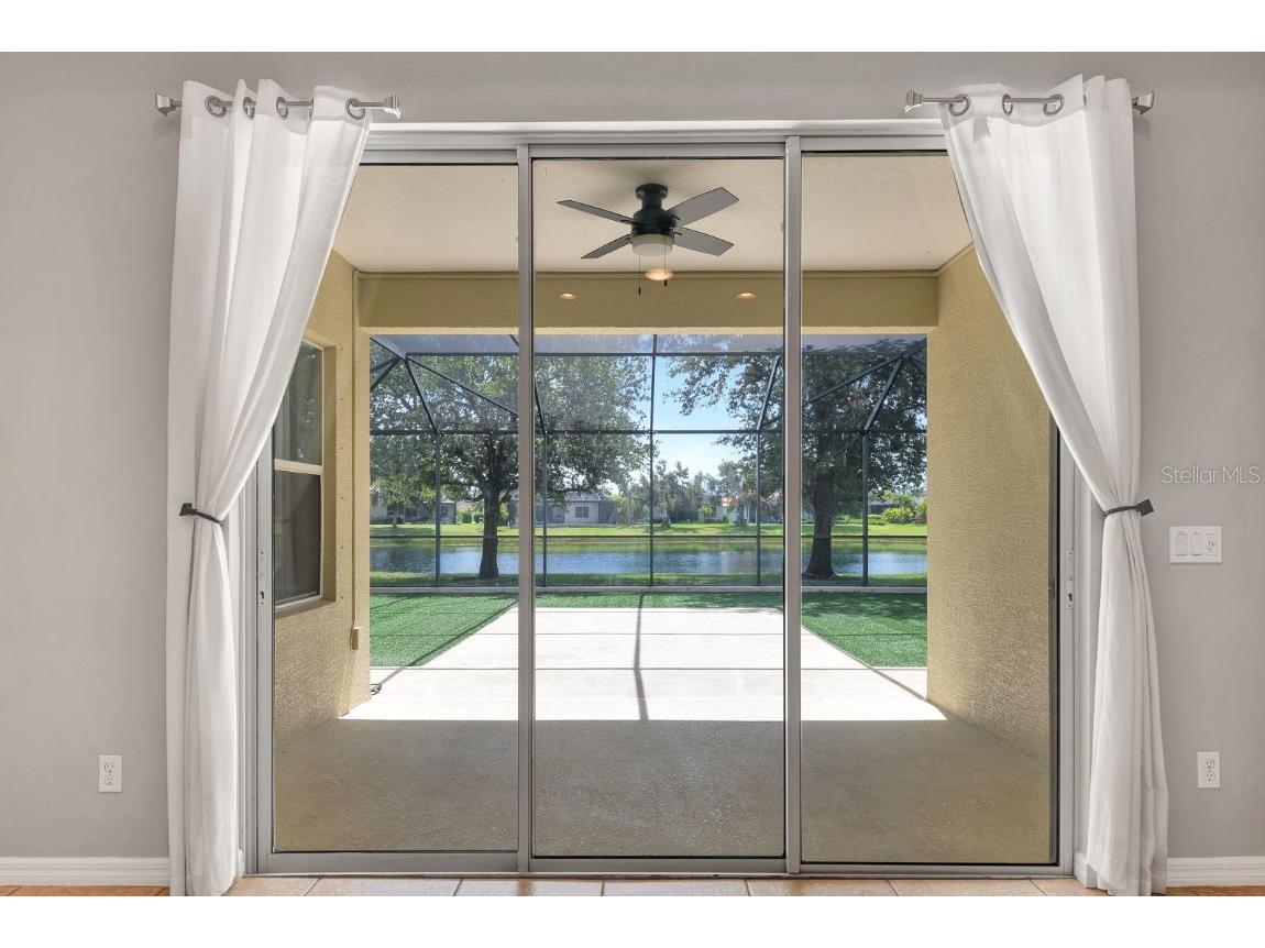 5005 Torrey Pines Run Bradenton FL 34211 A4675489 image4